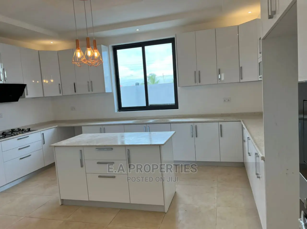 4bdrm House in E a Properties, Boundary Road Area for Sale