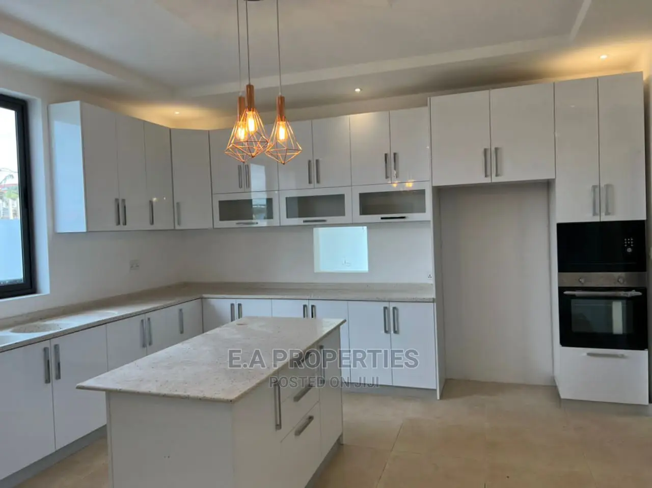 4bdrm House in E a Properties, Boundary Road Area for Sale