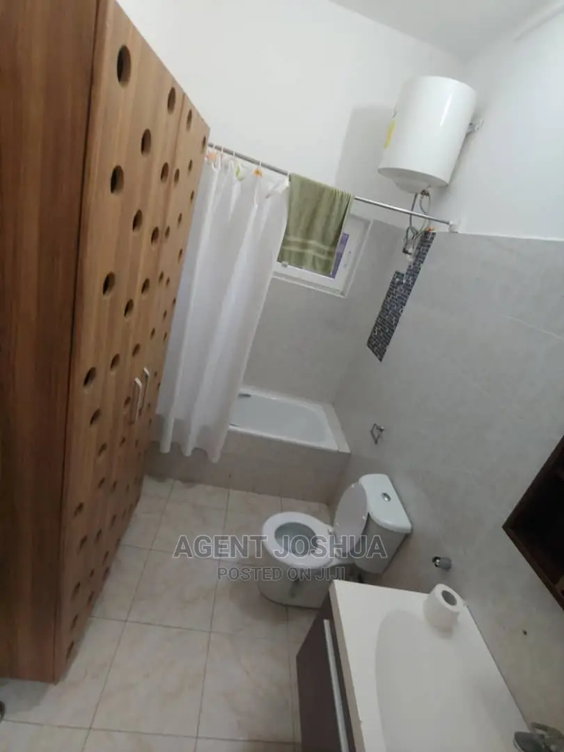 5bdrm House in Manet Court Estate, Spintex for sale