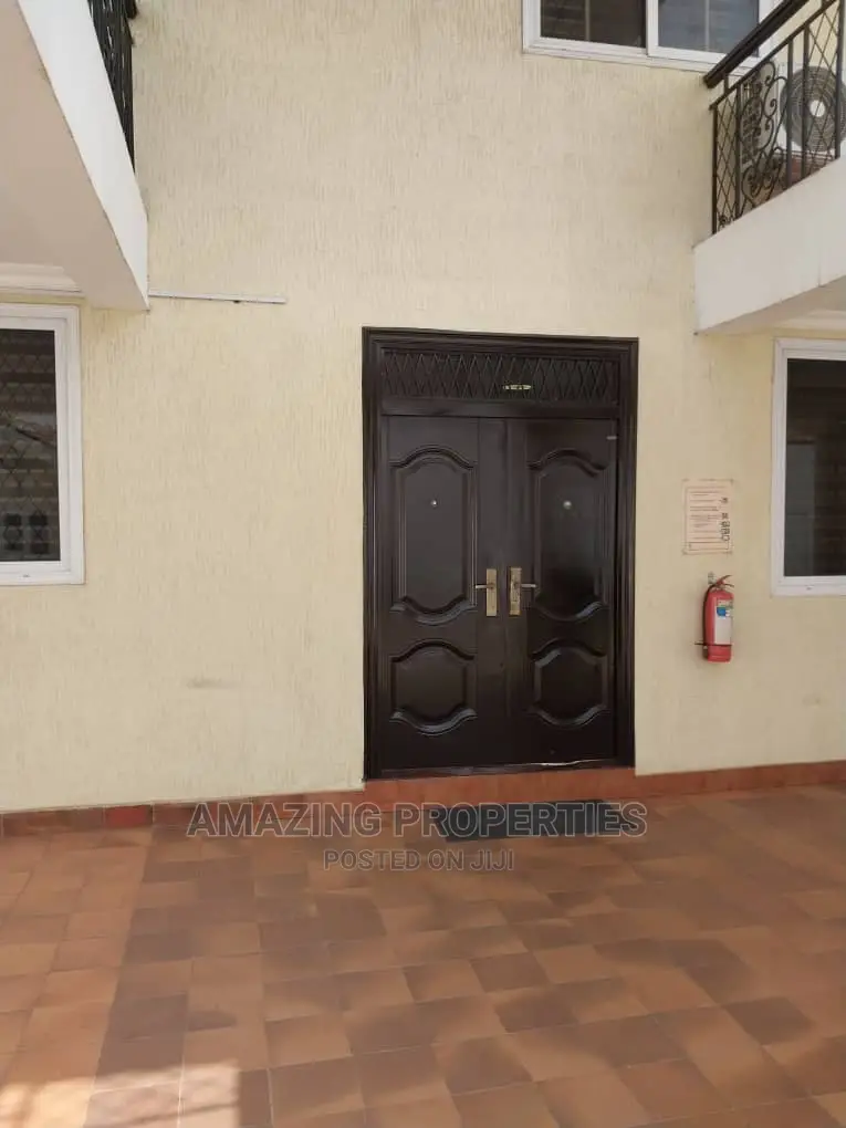 4bdrm House in Labone for Rent