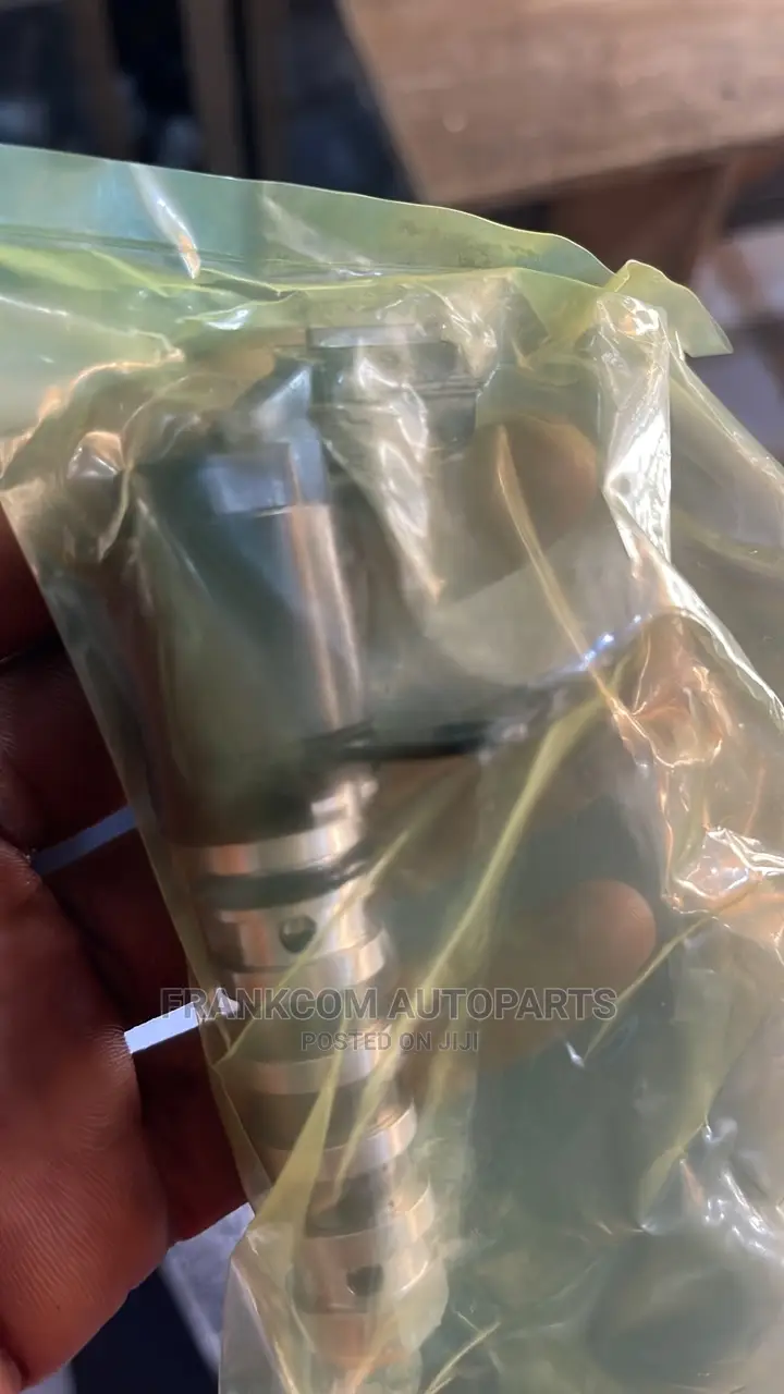 Oil Sensor Valve for Hyundai Sonata 2012-2014