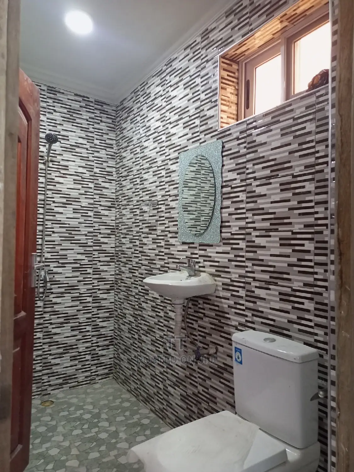 1bdrm Apartment in Teshie Lekma for rent