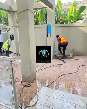 Compound Power Washing Cleaning