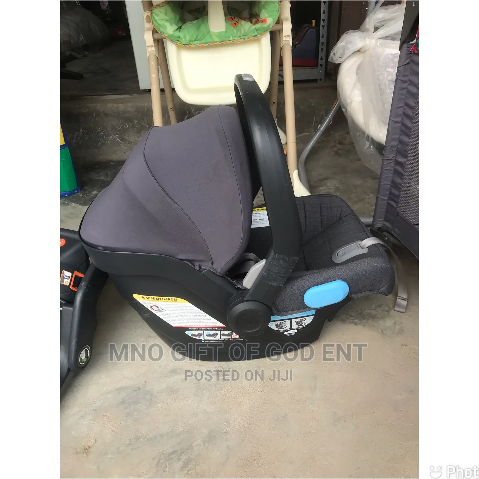 Uppababy Mesa Infant Car Seat - Jake (Black) + Mesa Base