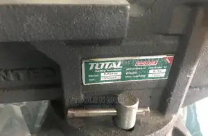 Total Bench Vice (4”)