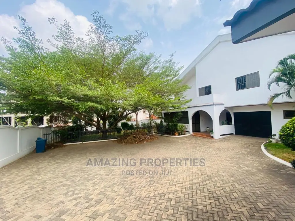 4bdrm House in Airport Residential Area for Sale