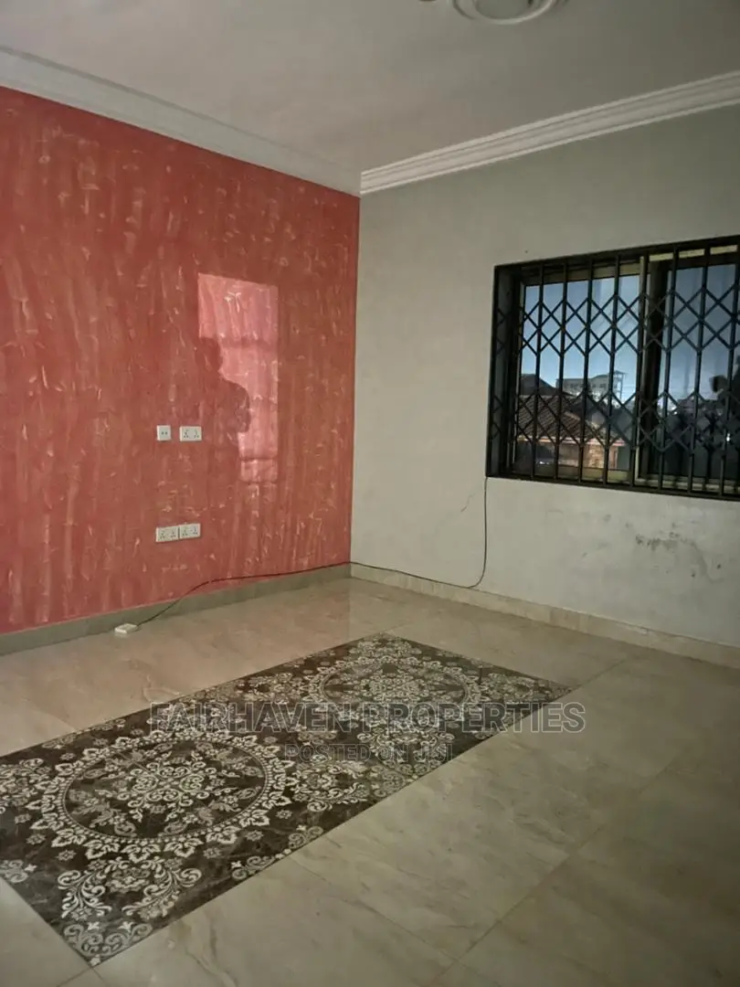 2bdrm Apartment in Tseaddo, Labadi for Rent