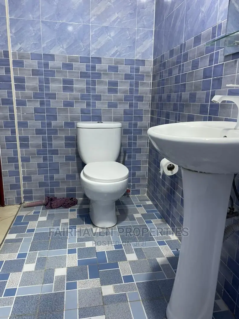 2bdrm Apartment in Tseaddo, Labadi for Rent
