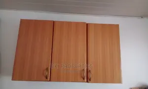 3bdrm House in Dki Properties, Valley View Area for rent