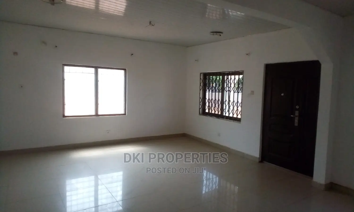 3bdrm House in Dki Properties, Valley View Area for rent
