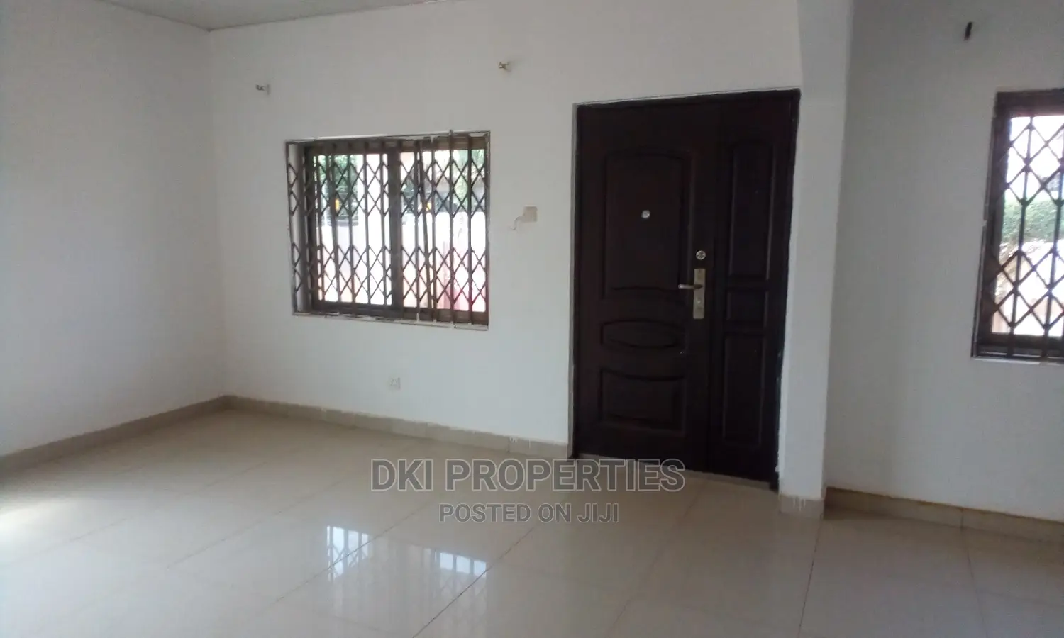 3bdrm House in Dki Properties, Valley View Area for rent