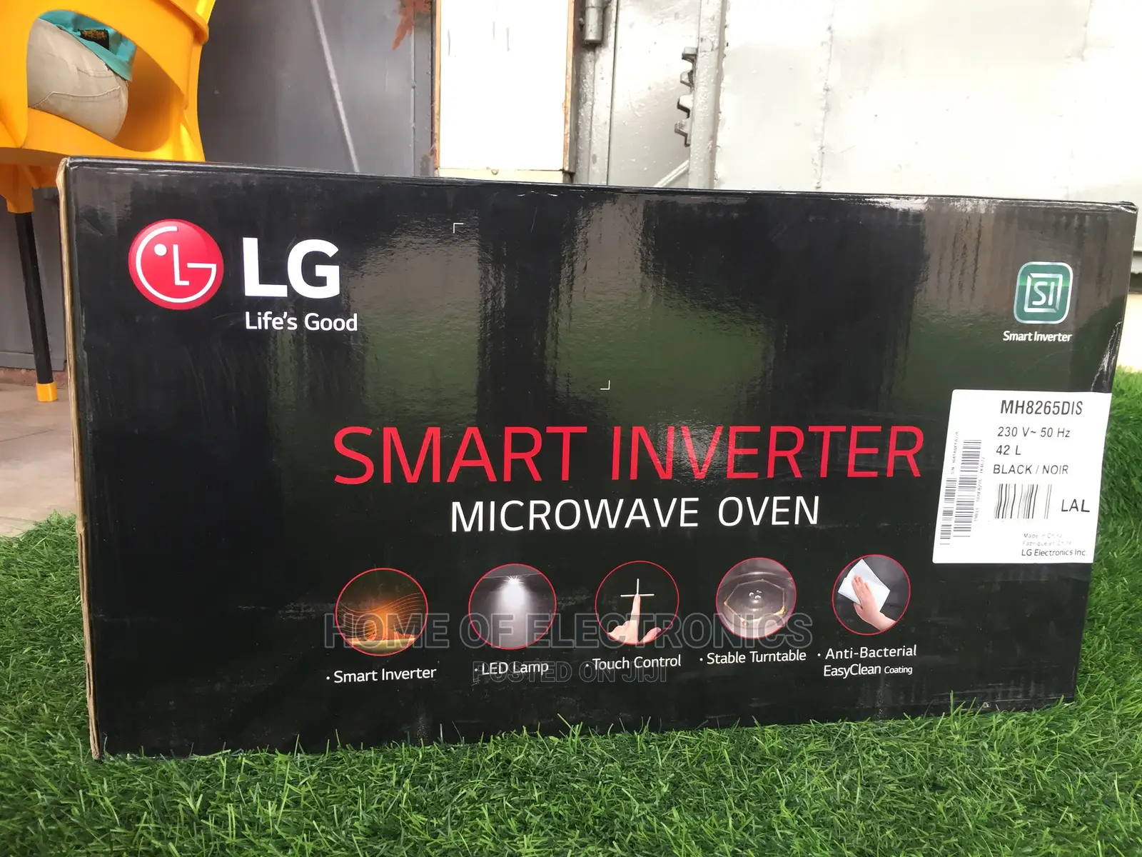 Enjoy Tasty Food With LG 42L Smart Inverter Microwave