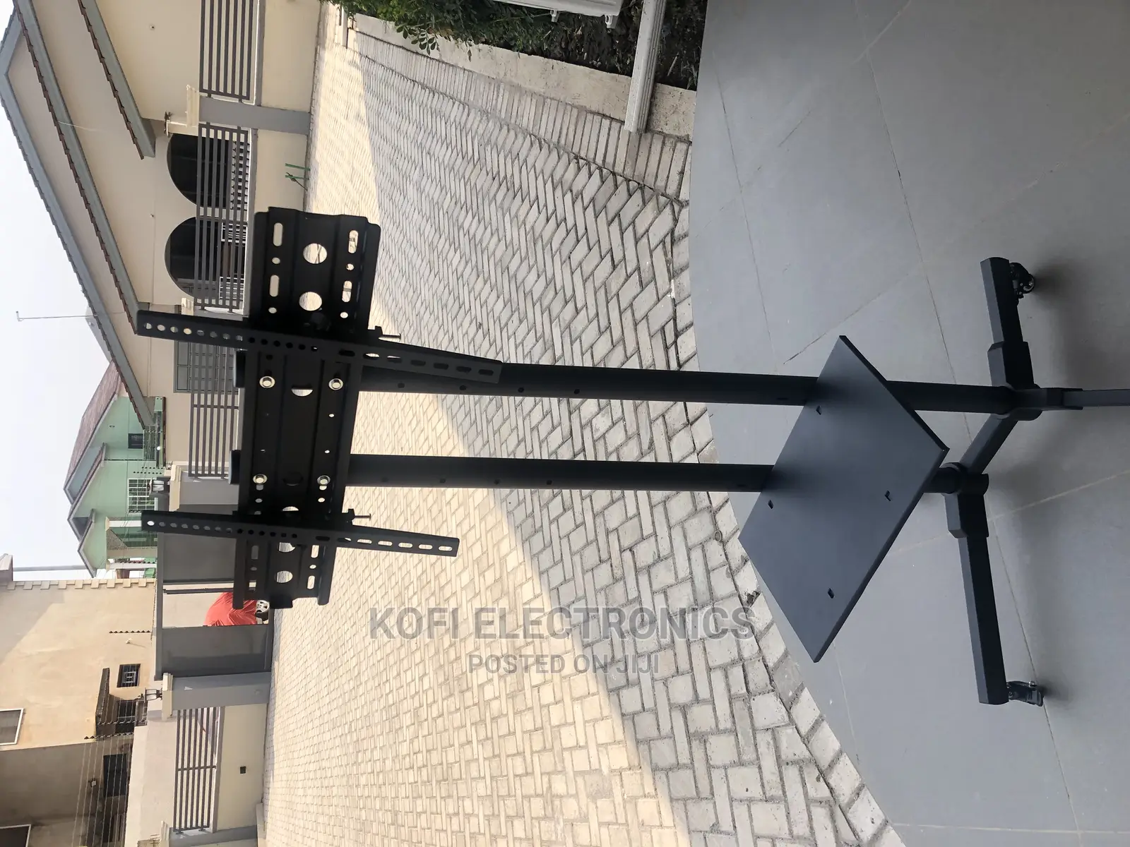 Approved and Tested TV Stand/Tv Trolley for 32′′-70′′ TV