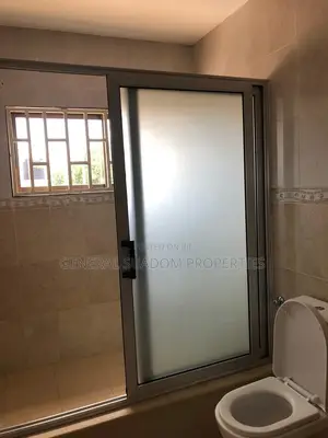 4bdrm Duplex in Suadom Properties, Baatsona Total for Rent