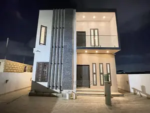 4bdrm House in School Junction for Sale