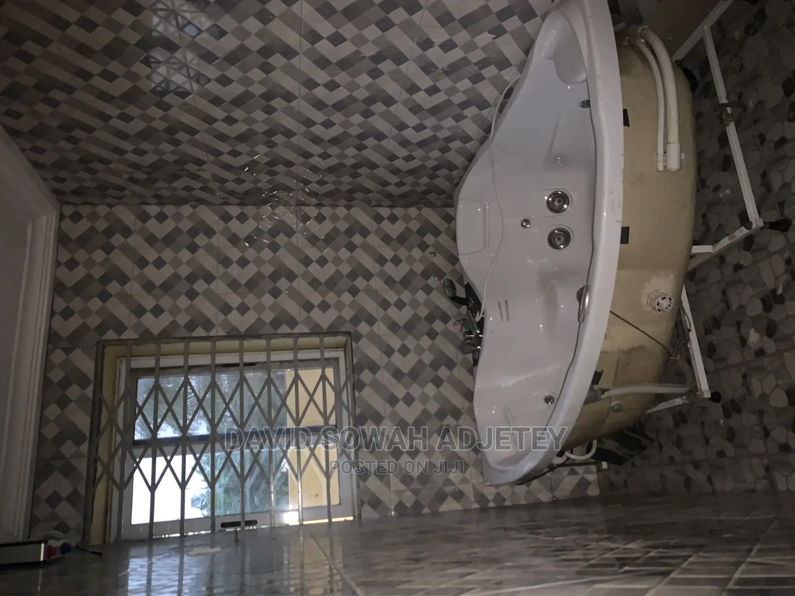 3bdrm Apartment in East Airport for Rent