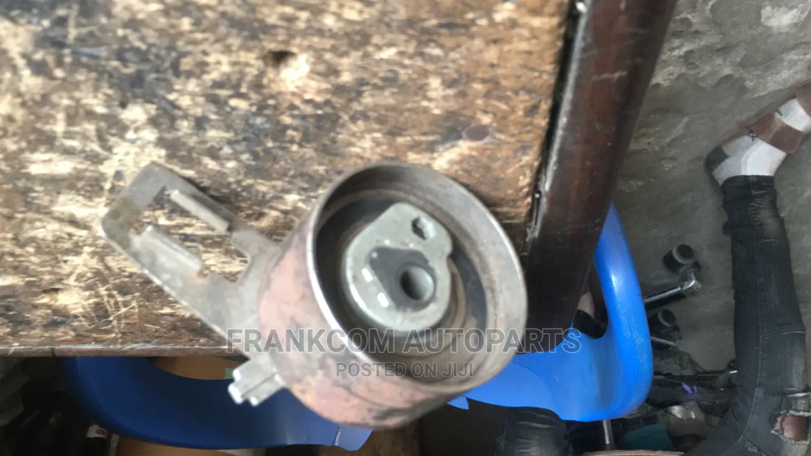 Kia Carnival Adjuster Roller