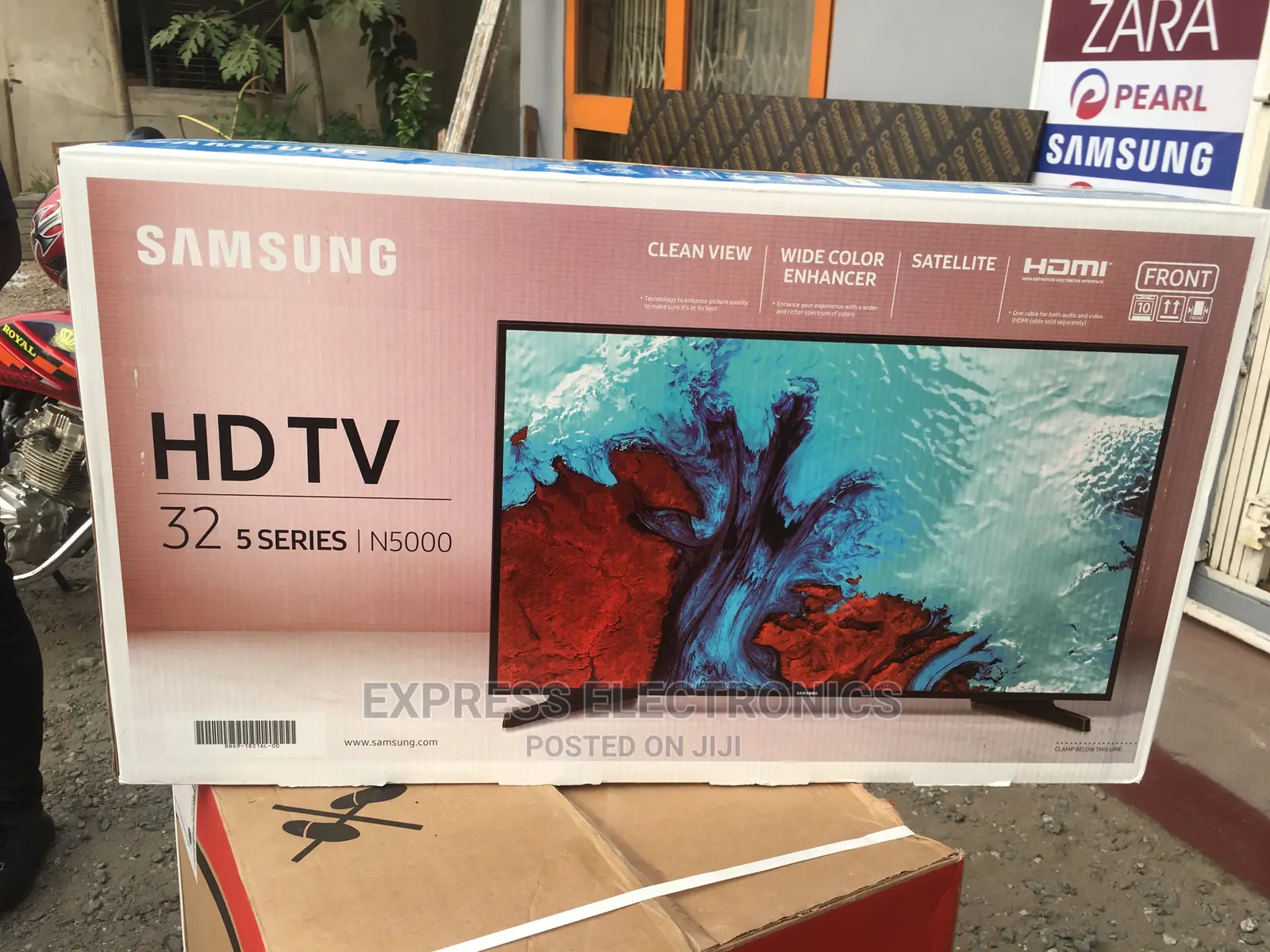 Triluminos Display Samsung 32”Hd Digital Satellite Tv