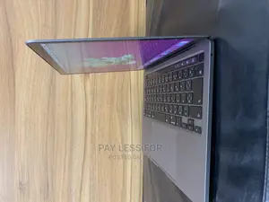 Laptop Apple MacBook Pro 2020 8GB Intel Core i5 SSD 256GB