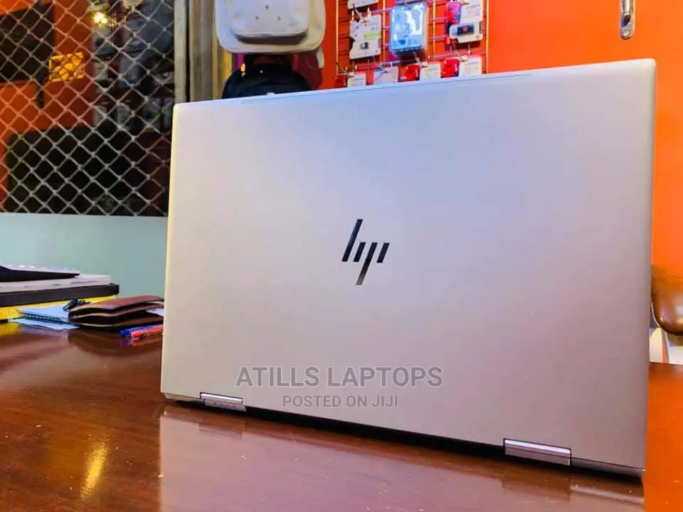 New Laptop HP Envy 15 12GB Intel Core I7 SSD 256GB