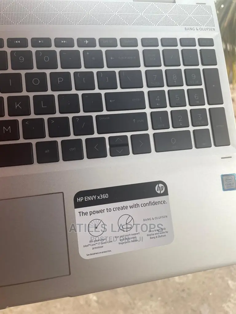 New Laptop HP Envy 15 12GB Intel Core I7 SSD 256GB