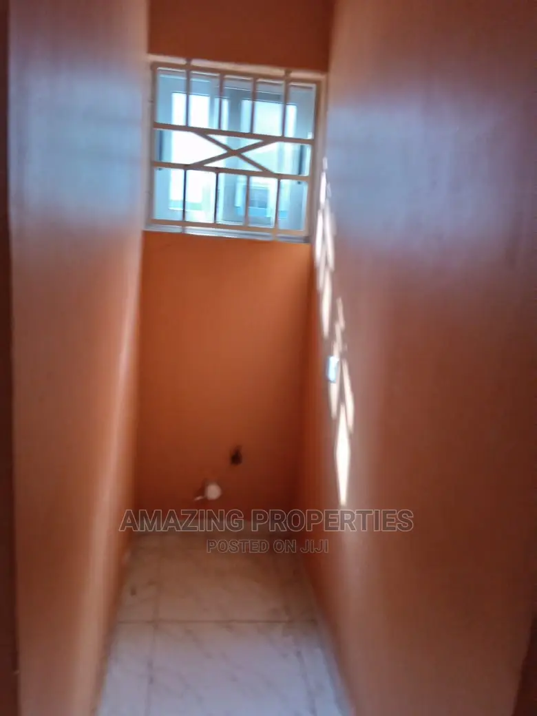 3bdrm House in Spintex Coaster for rent