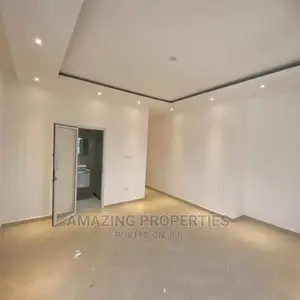 Furnished 4bdrm House in 4Bedroom Ouse For, East Legon for Sale