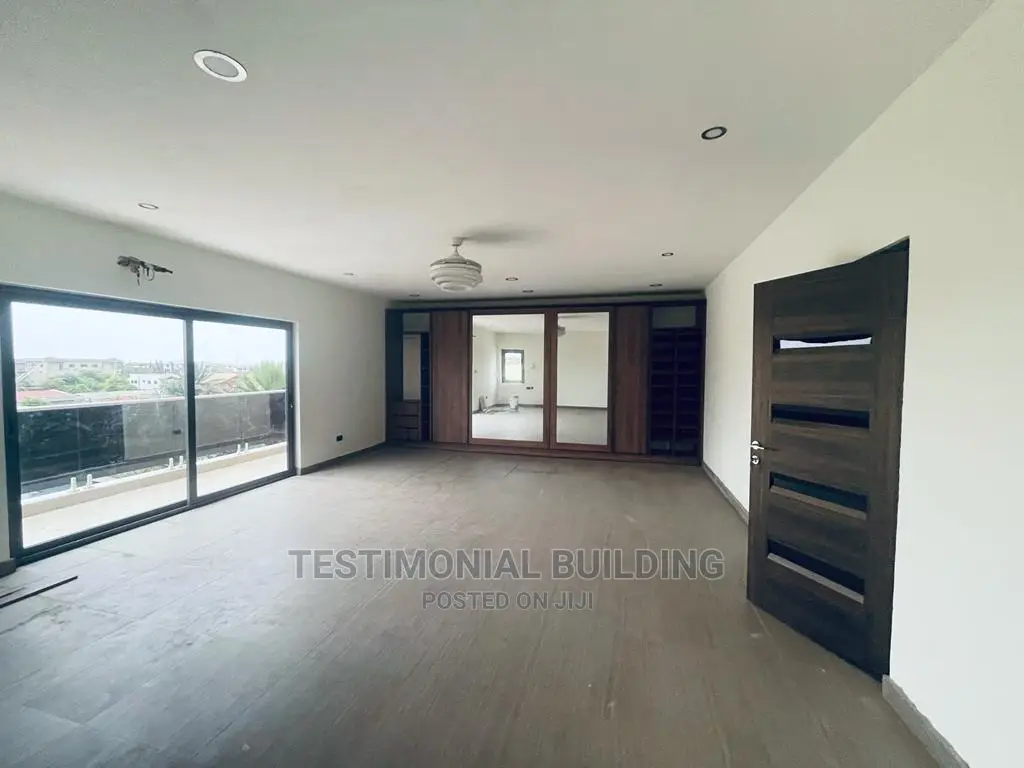 5bdrm House in Testimonial Building, East Legon for Sale