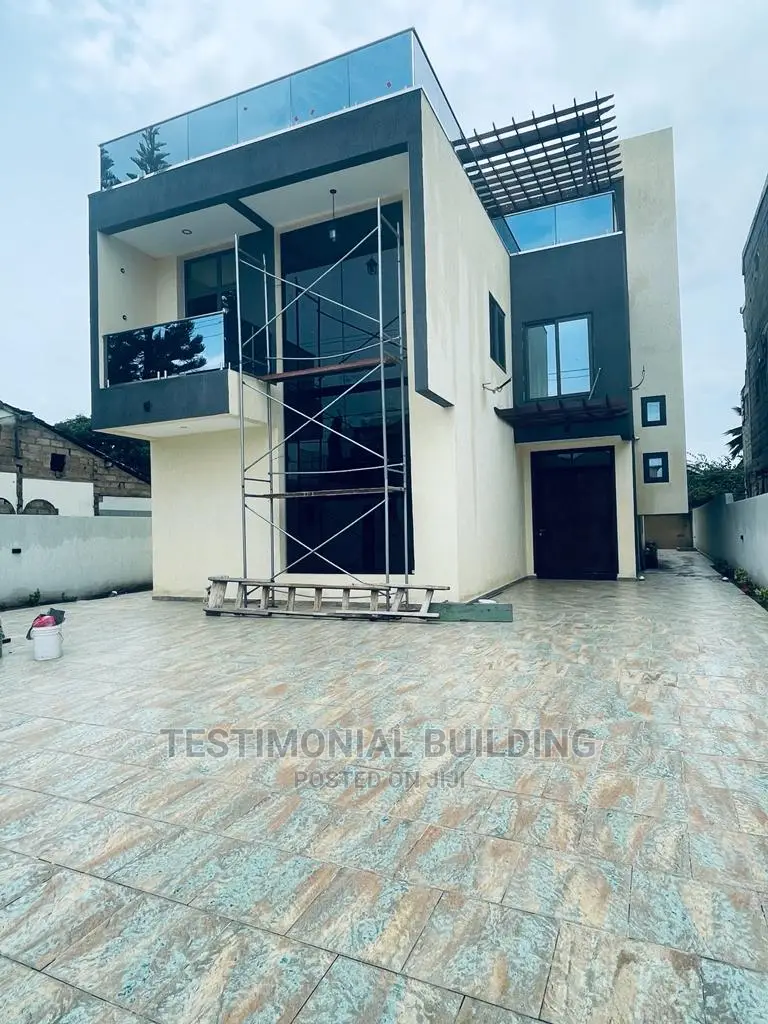 5bdrm House in Testimonial Building, East Legon for Sale