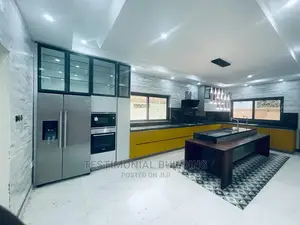 5bdrm House in Testimonial Building, East Legon for Sale