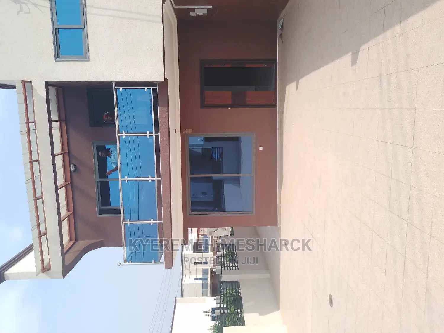 3bdrm Duplex in Oyarifa for rent