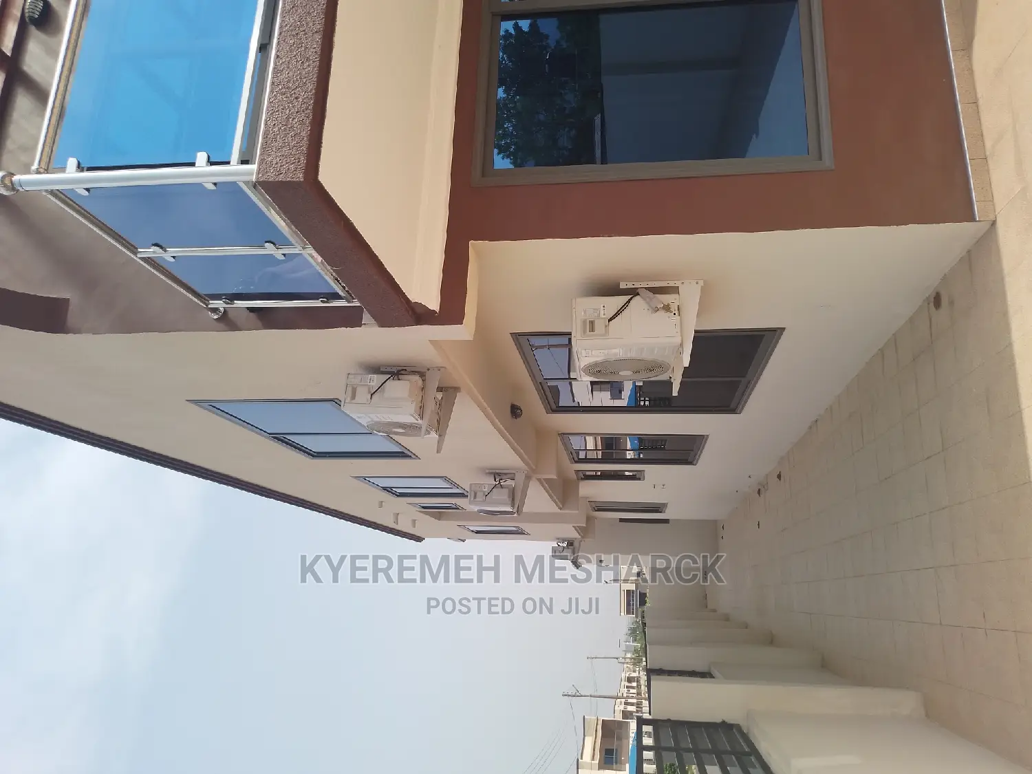 3bdrm Duplex in Oyarifa for rent