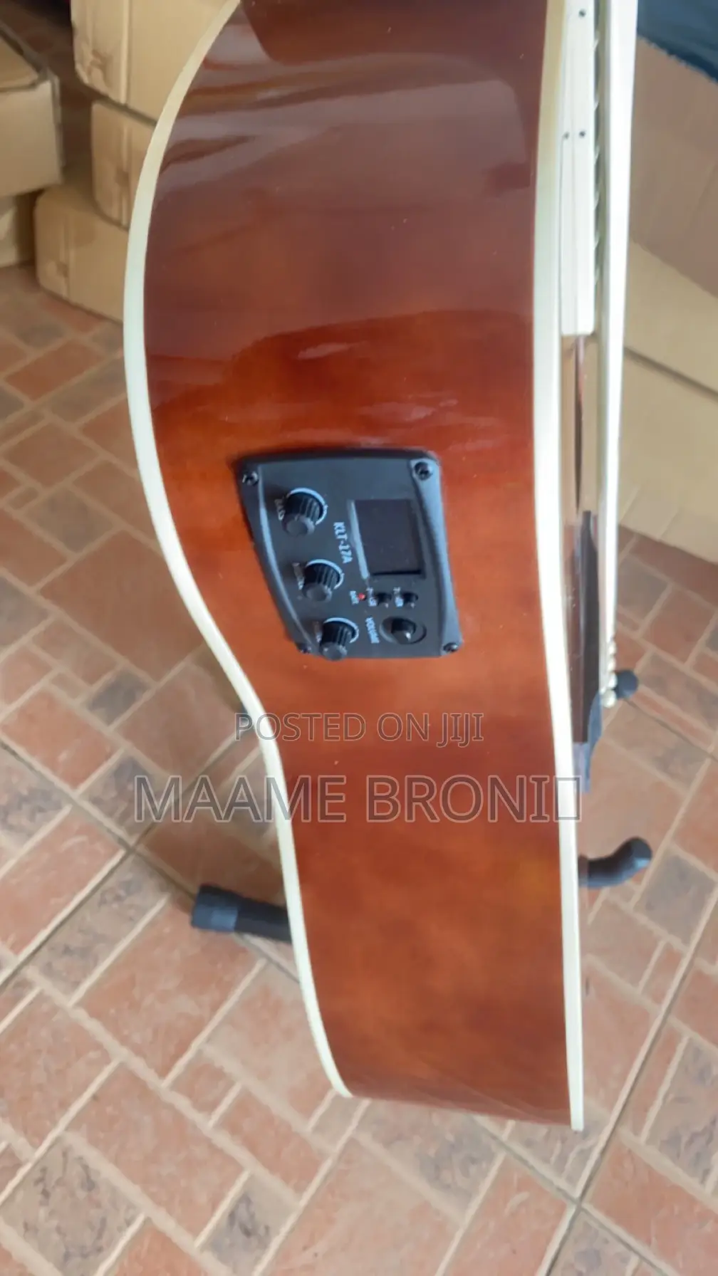 Semi Acoustic + Bag More, High Quality