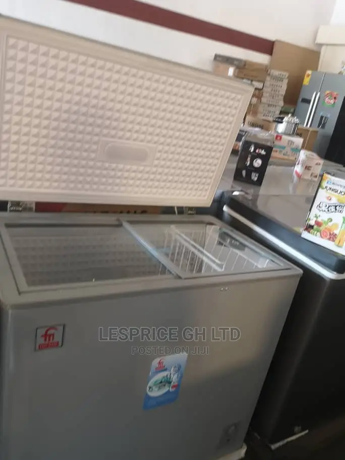 Excellent Fairmate Chest Freezer 200L