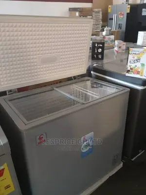 Affordable Fairmate Chest Freezer 200L