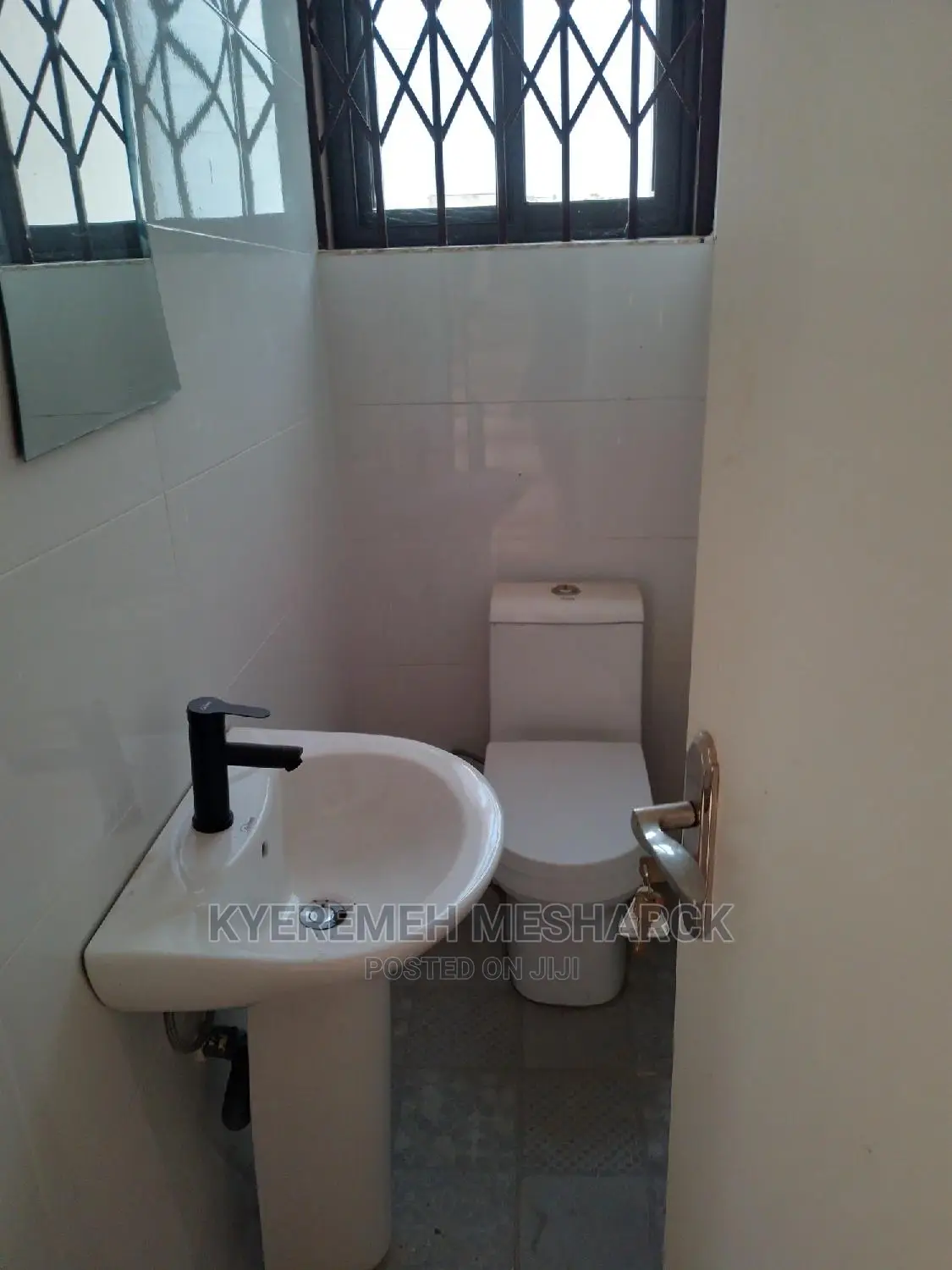 3bdrm Duplex in Oyarifa for rent