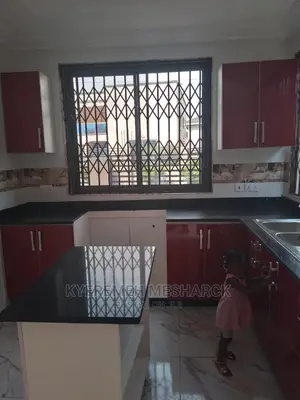 3bdrm Duplex in Oyarifa for rent