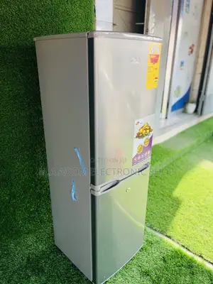 Down Freezer Rainbow Fridge 140 Litres