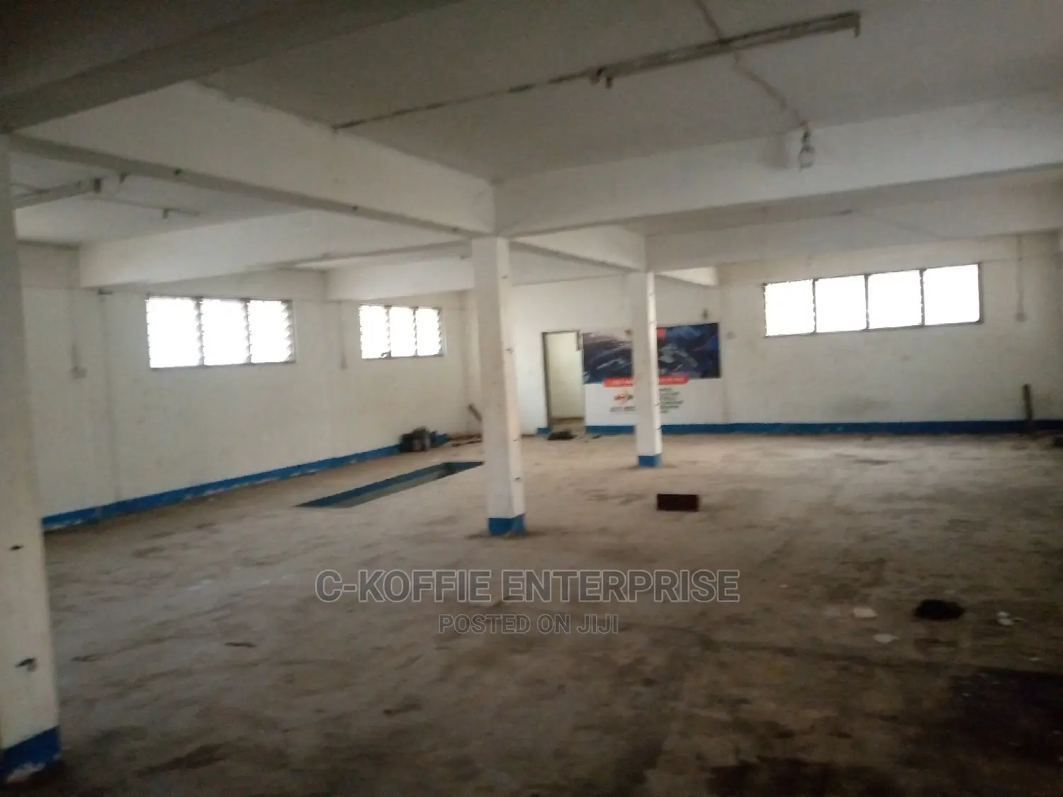 350 Sqm Warehouse + 5bedrm at North Kaneshie Industrial Area