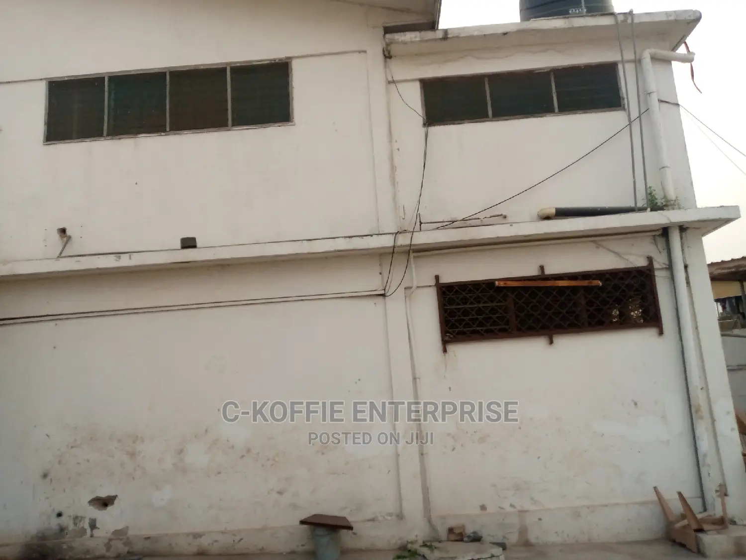 350 Sqm Warehouse + 5bedrm at North Kaneshie Industrial Area