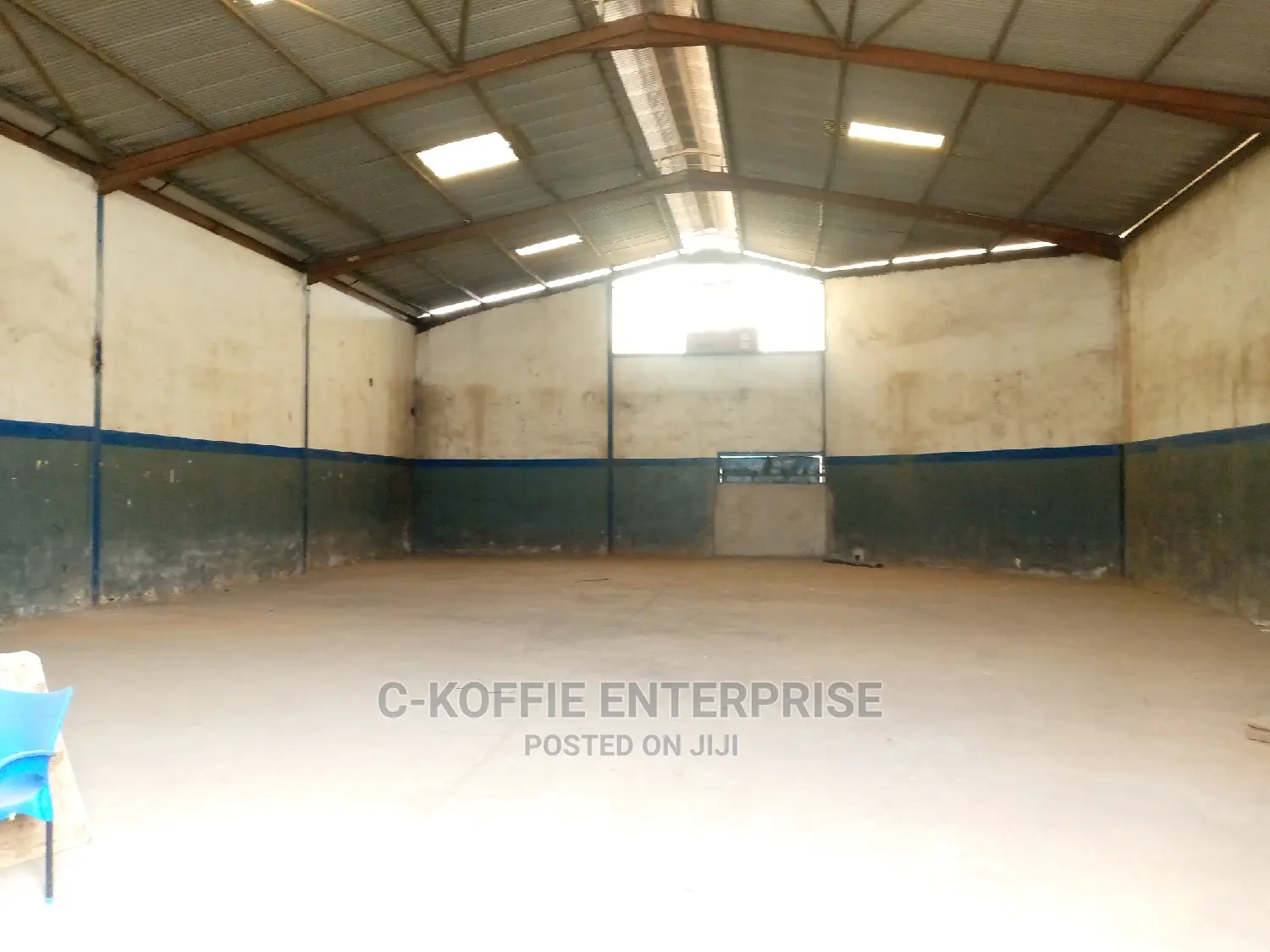 906 SQM Warehouse at Graphic Road