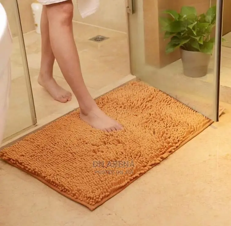 Microfiber Chenille Bath Mat / Rug