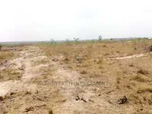 10 Plots at Appolonia