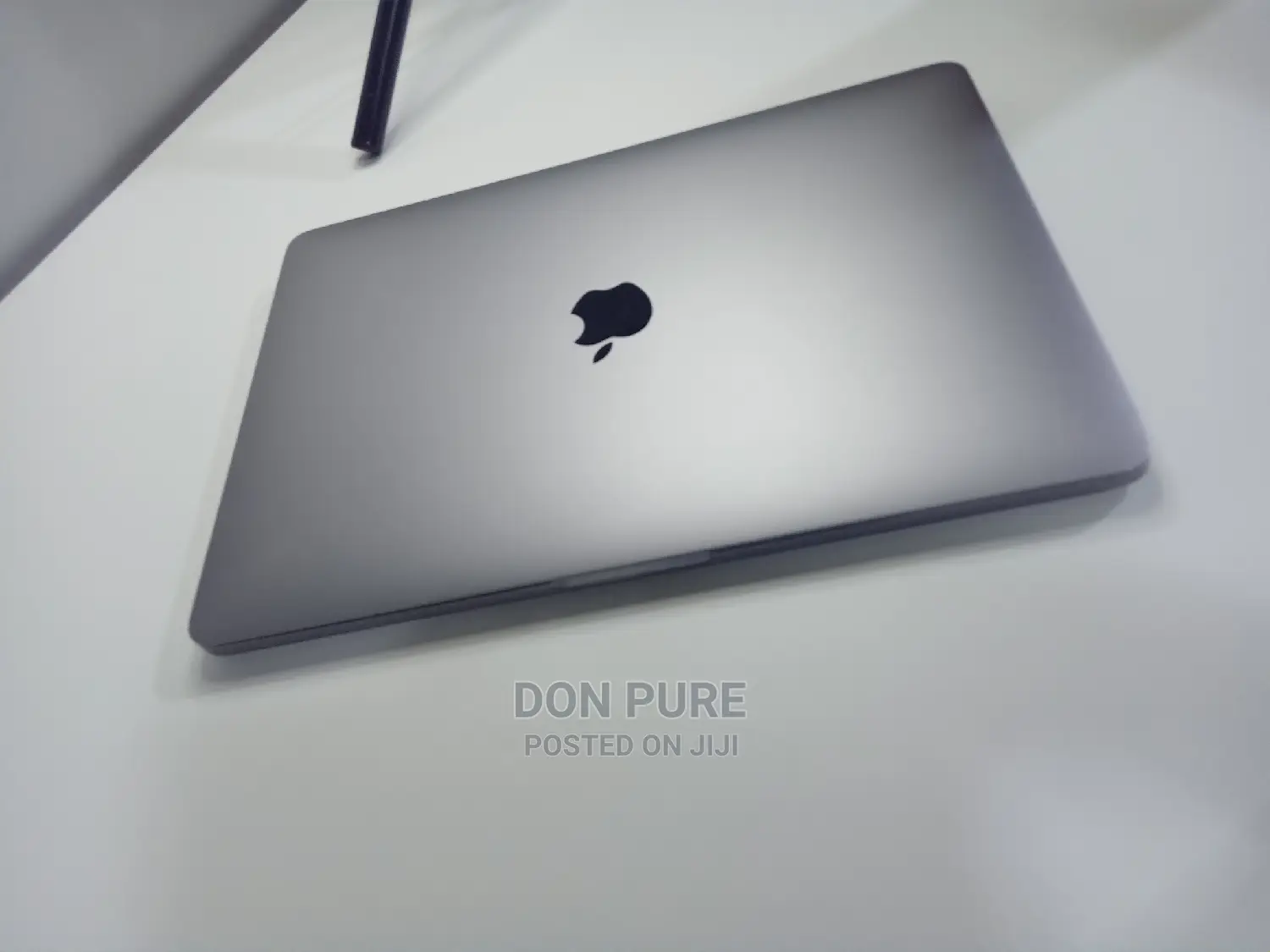 Laptop Apple MacBook 2018 8GB Intel Core I5 SSD 256GB