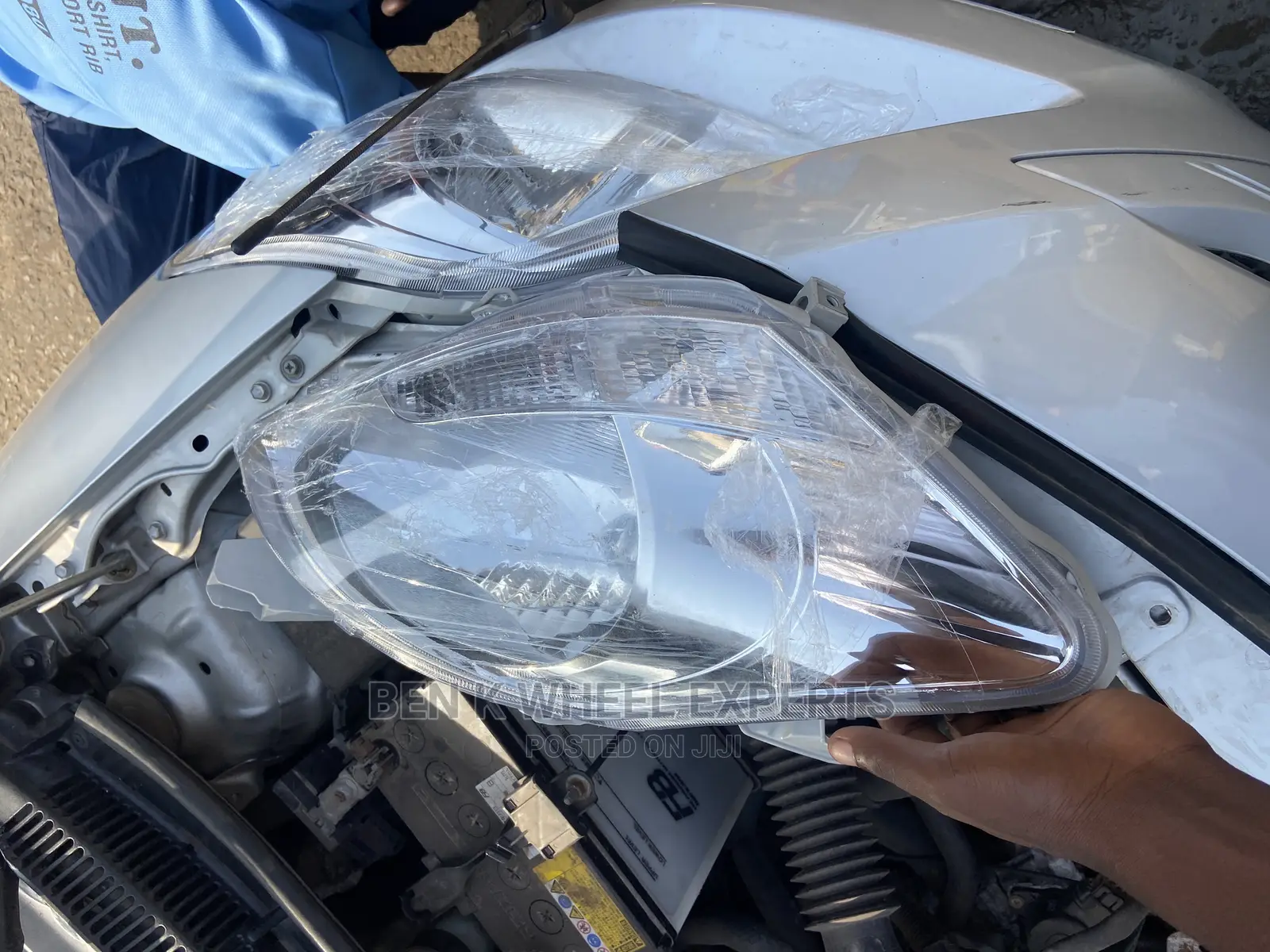 Toyota Belta/ Yaris Headlight White