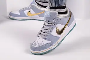 Nike Air Dunk