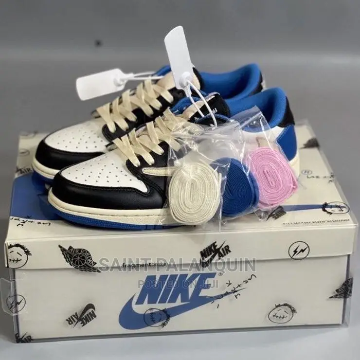 Nike Travis