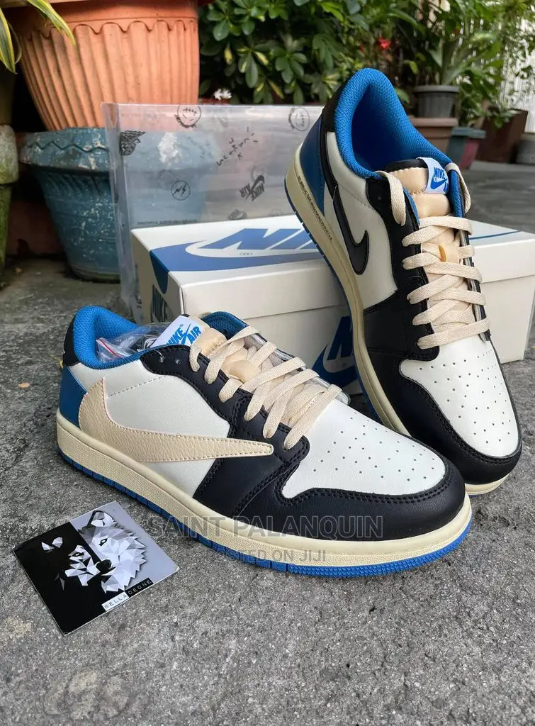 Nike Travis