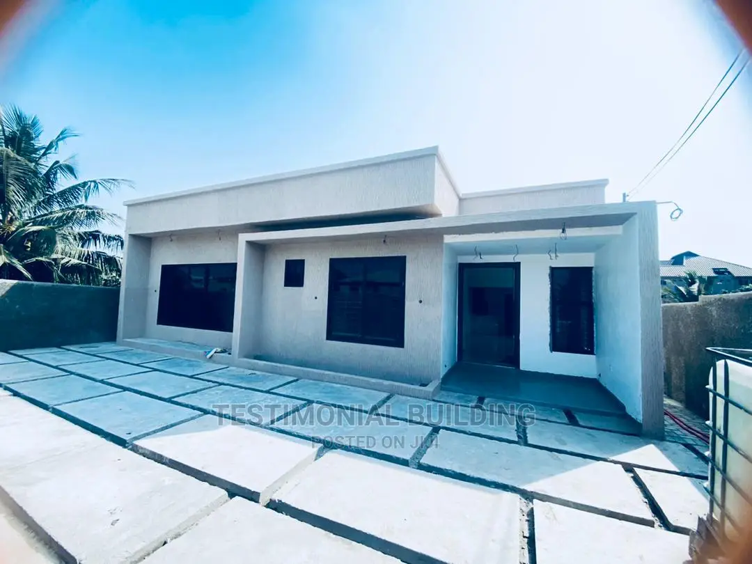 3bdrm House in Testimonial Building, Ashaley Botwe for Sale