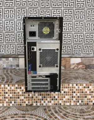 Desktop Computer Dell OptiPlex 390 8GB Intel Core I7 HDD 500GB